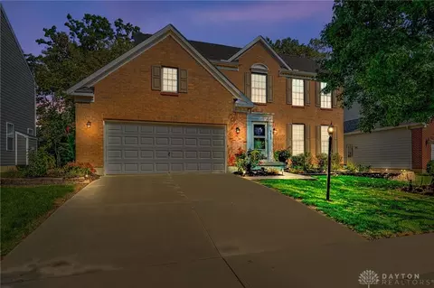 9623 Olde Georgetown Way, Centerville, OH 45458