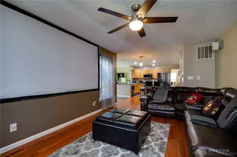9623 Olde Georgetown Way, Centerville, OH 45458 photo 17