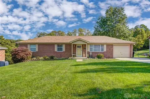 3018 Autumnridge Dr, Cincinnati, OH 45251