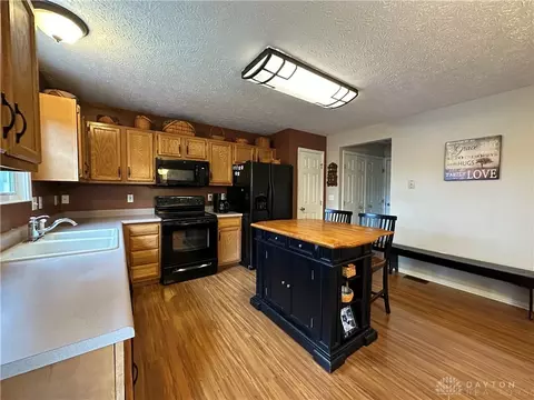 1436 Glenn Abbey Dr, Kettering, OH 45420 photo 9