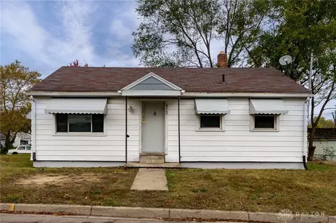 4723 Sylvan Dr, Dayton, OH 45417