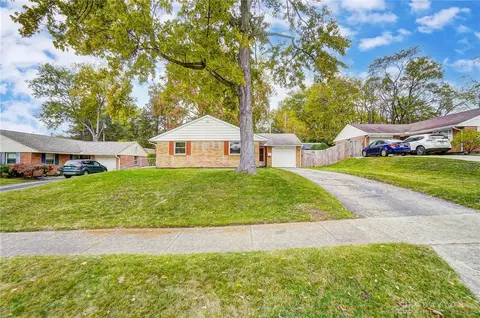 3031 Regent St, Kettering, OH 45409 photo 2