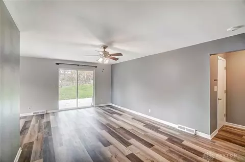 3031 Regent St, Kettering, OH 45409 photo 8