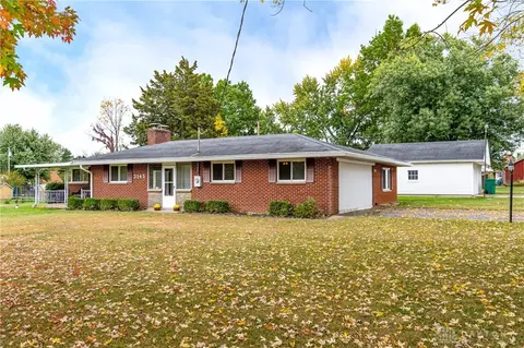 3145 Old Yellow Springs Rd, Fairborn, OH 45324