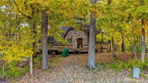 2116 Stewart Rd, Xenia, OH 45385