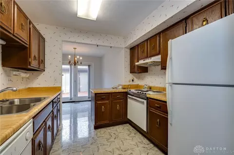 1459 Carriage Trace Blvd, Centerville, OH 45459 photo 8