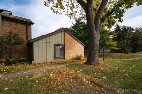 1459 Carriage Trace Blvd, Centerville, OH 45459 photo 5