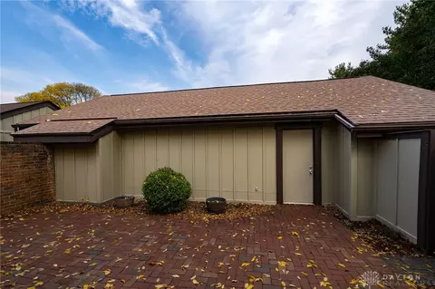 1459 Carriage Trace Blvd, Centerville, OH 45459 photo 24