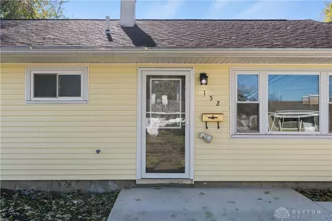 152 Erie Ave, Fairborn, OH 45324