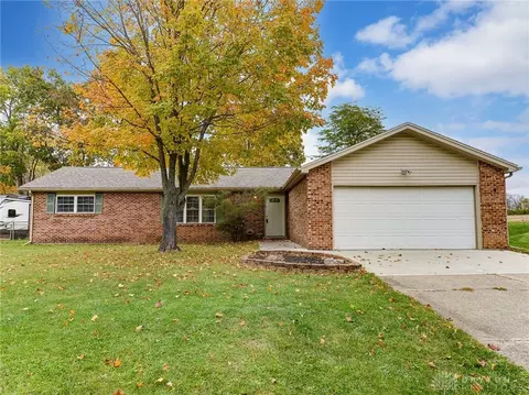 4348 Gatewood Ln, Franklin, OH 45005