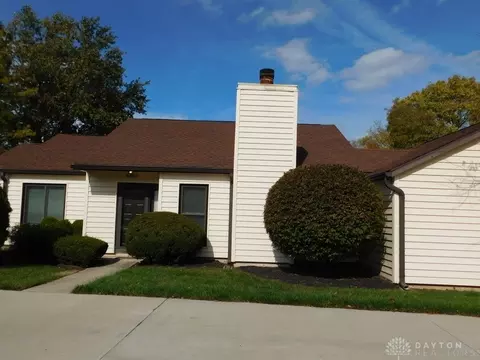 6803 Kantwell Ln, Centerville, OH 45459