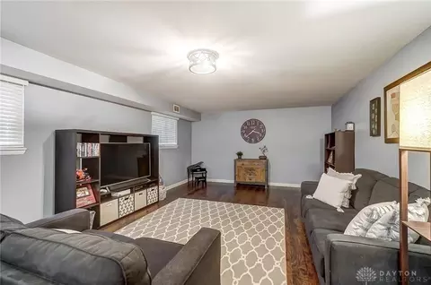 4008 Glenheath Dr, Kettering, OH 45440 photo 30