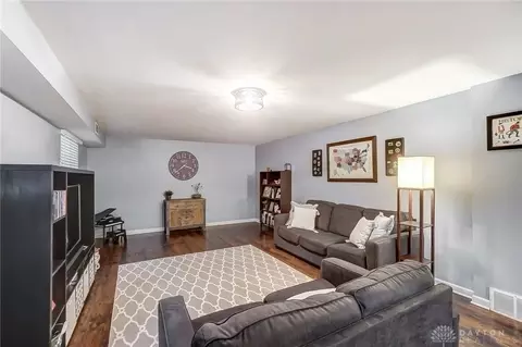 4008 Glenheath Dr, Kettering, OH 45440 photo 31