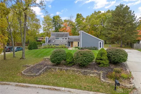 265 Towncrest Dr, Dayton, OH 45434