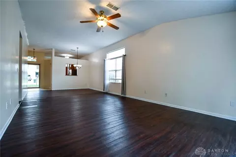 1452 Glenn Abbey Dr, Kettering, OH 45420 photo 18