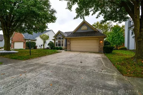 1452 Glenn Abbey Dr, Kettering, OH 45420 photo 4