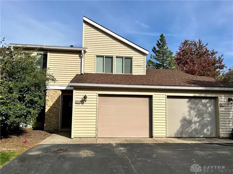 8040 Timberlodge Trl, Dayton, OH 45458