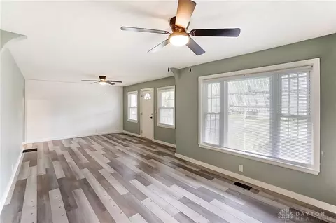 1574 Fulton Ave, Springfield, OH 45505 photo 4