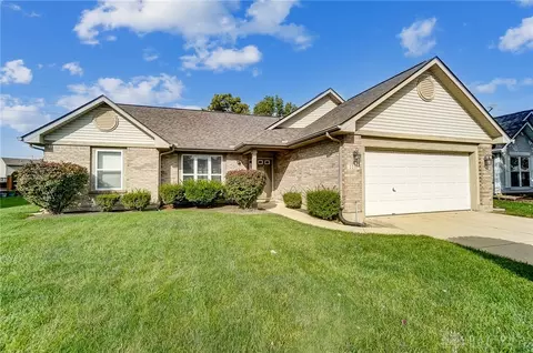 2231 Cybelle Ct, Miamisburg, OH 45342