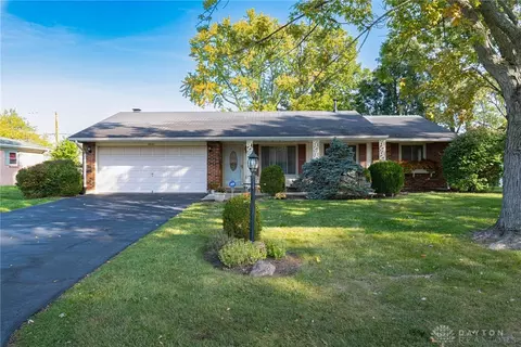 2421 Bellsburg Dr, Dayton, OH 45459