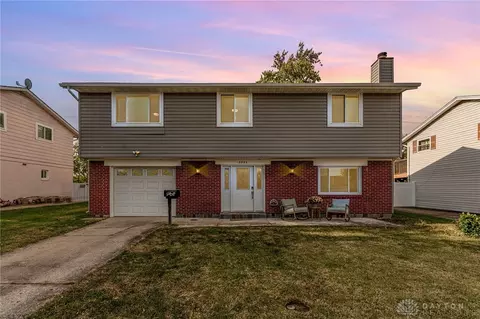 3335 Sheffield Rd, Dayton, OH 45449