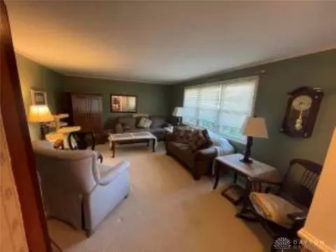 3155 Meadow Wood Dr, Springfield, OH 45505 photo 5