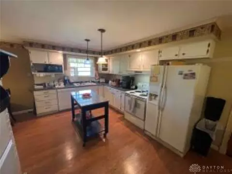 3155 Meadow Wood Dr, Springfield, OH 45505 photo 10