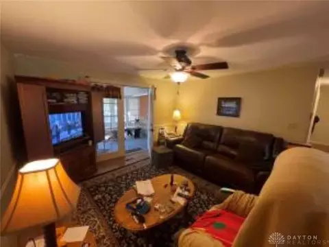 3155 Meadow Wood Dr, Springfield, OH 45505 photo 14