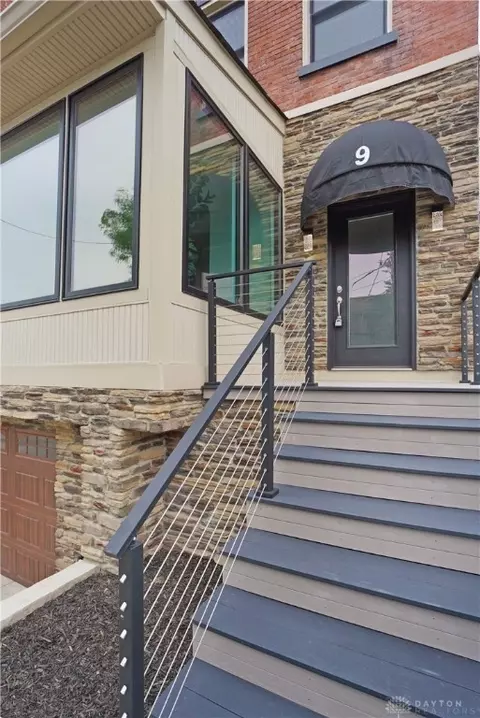9 Filson Pl, Cincinnati, OH 45202 photo 3
