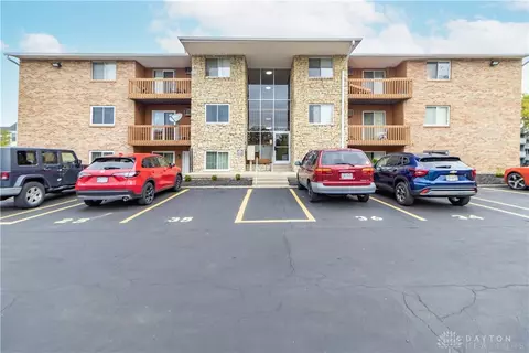 5350 Camelot Dr #36, Fairfield, OH 45014