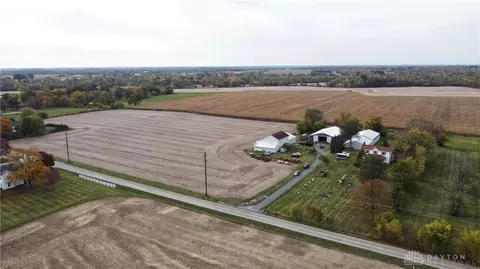 1149 E Hoop Rd, Xenia, OH 45385