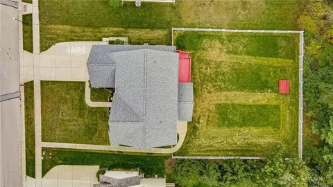 285 Steeplechase Dr, Springboro, OH 45066 photo 3
