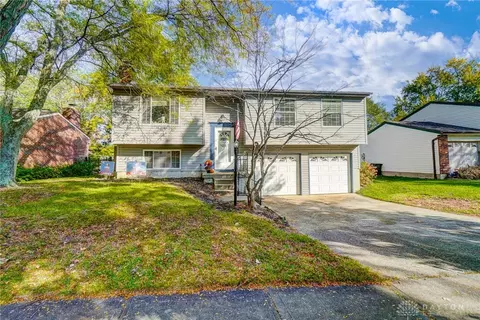 2934 Kimberly Dr, Maineville, OH 45039 photo 3