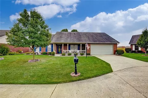 1784 Willow Ridge Ct, Springfield, OH 45502