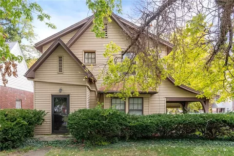 503 W Hillcrest Ave, Dayton, OH 45406