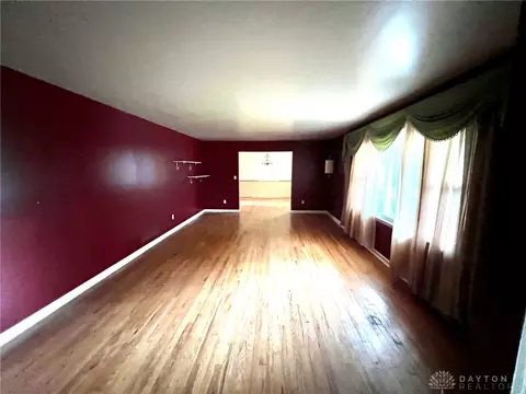 11253 Embassy Dr, Cincinnati, OH 45240 photo 2