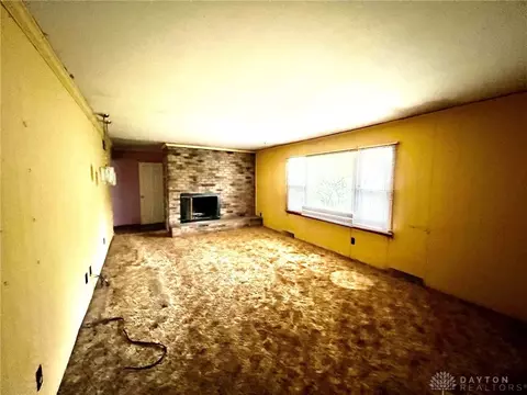 11253 Embassy Dr, Cincinnati, OH 45240 photo 3