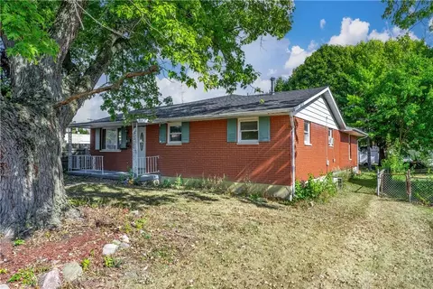 286 N 4th St, Tipp City, OH 45371