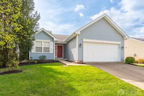 1355 Stableview Cir, Maineville, OH 45039 photo 4