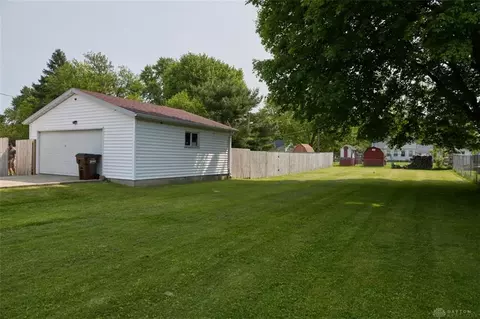 330 Larchmont Ave, Springfield, OH 45503 photo 3