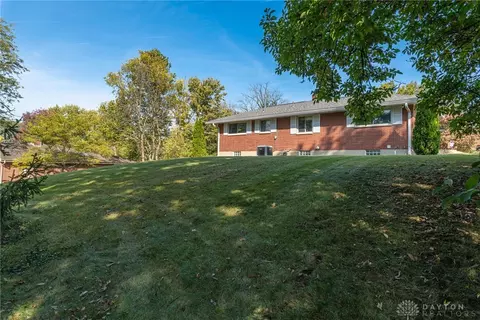 3461 Stonebridge Rd, Dayton, OH 45419 photo 11