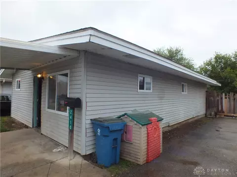 2410 Orange Ave, Moraine, OH 45439