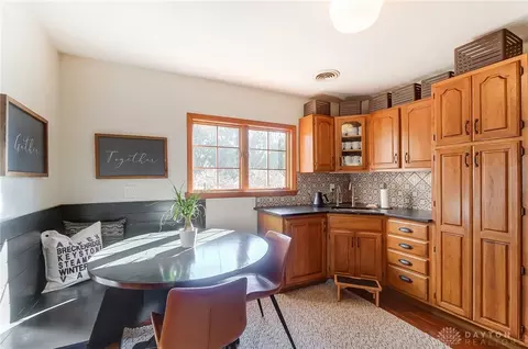 313 Deer Park Cir, Kettering, OH 45429 photo 23