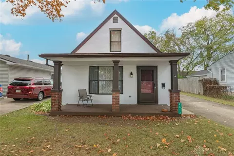 2613 Cadillac St, Moraine, OH 45439
