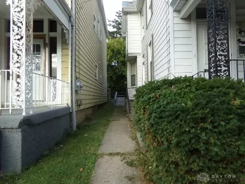 1009 Beech Ave, Cincinnati, OH 45205 photo 2