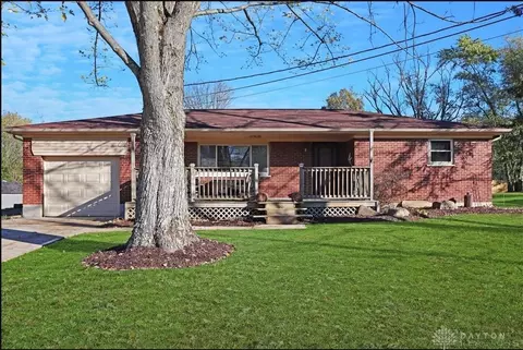 720 Louanne Ln, Loveland, OH 45140