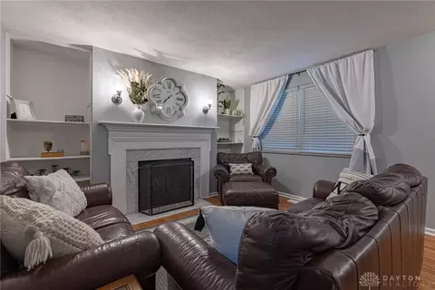5873 Overbrooke Rd, Dayton, OH 45440 photo 4