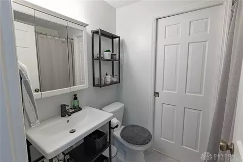 5873 Overbrooke Rd, Dayton, OH 45440 photo 17
