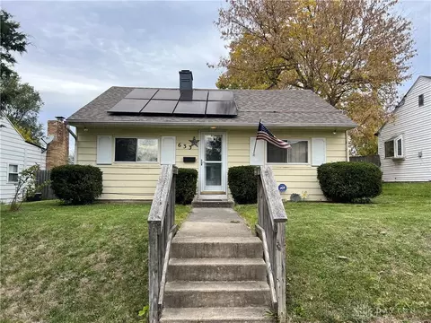 633 Sennett St, Miamisburg, OH 45342
