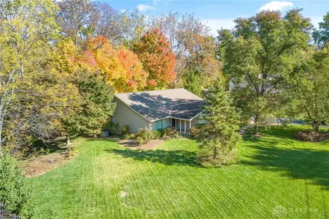 7942 Woody Hollow Dr, West Chester, OH 45241
